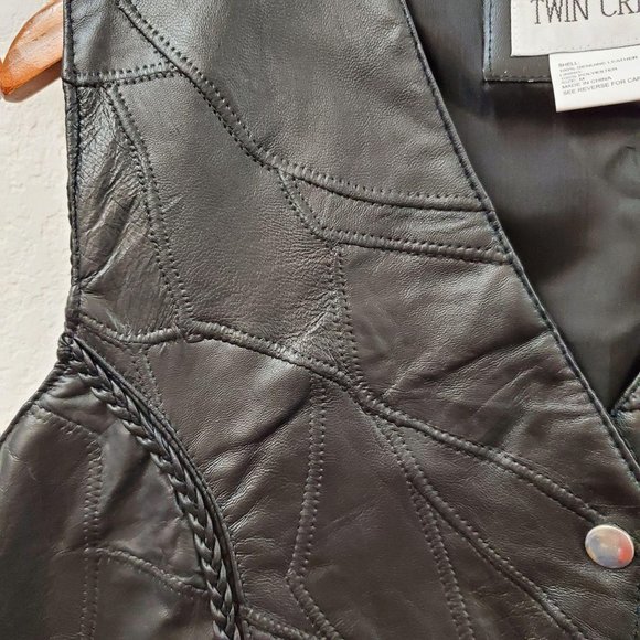 Twin Creek Men's Leather Vest - Picture 7 of 9